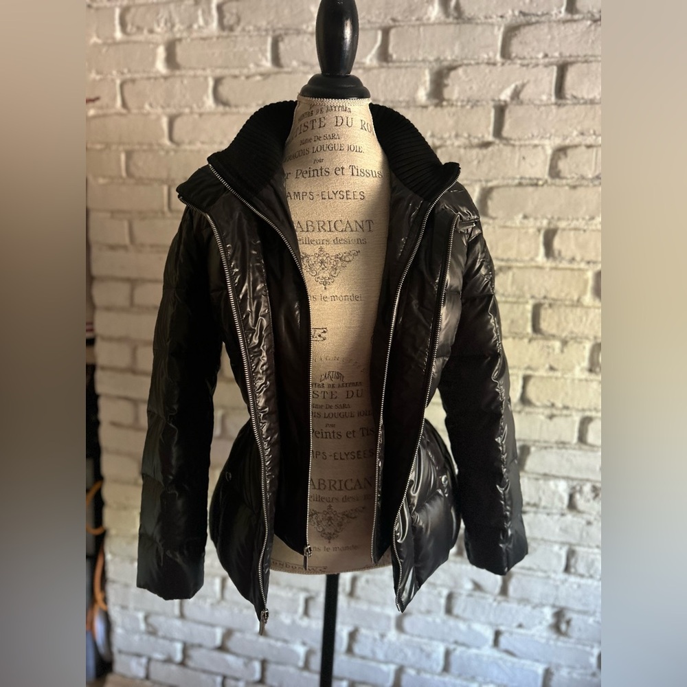 Michael Kors never used snow puffer jacket! This is a petite medium jacket.